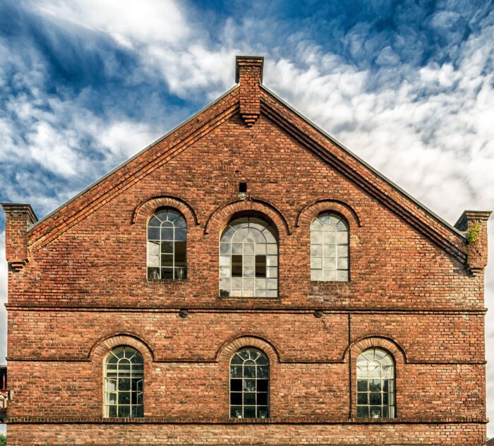 Pros And Cons Of Renting Or Buying A Commercial Property 1 Pros And Cons Of Renting Or Buying A Commercial Property 1