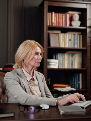 business contract solicitors