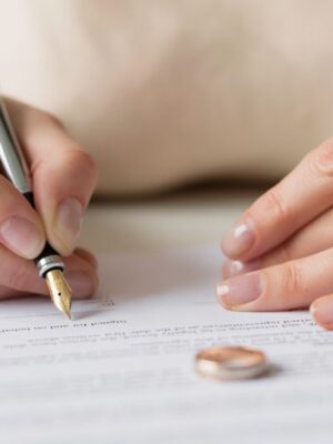 name change process after divorce, changing of name after divorce, divorce process, uk divorce rate, divorce statistics in the uk